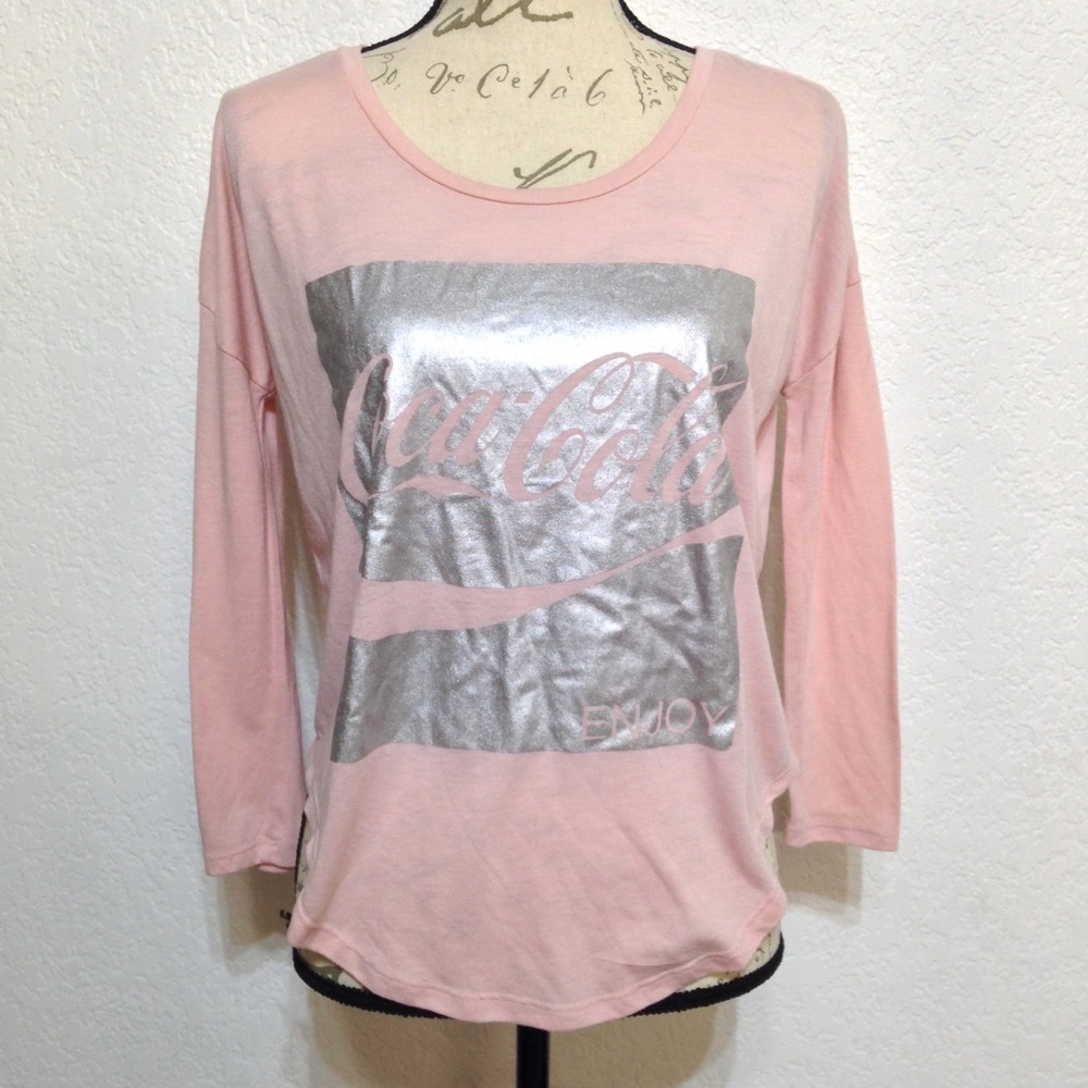 Coca-Cola Graphic Print 3/4 Length Sleeve T-Shirt